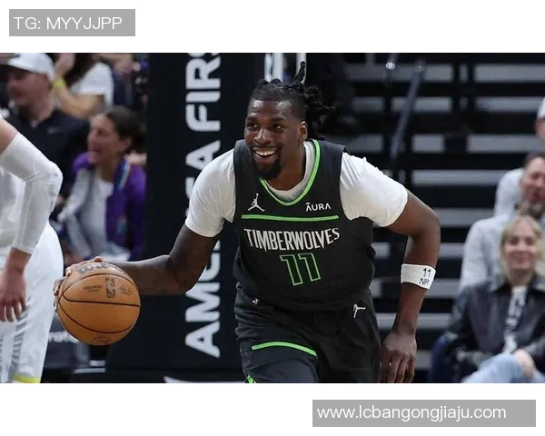 火箭与森林狼季后赛首战精彩回顾及赛后分析全景展现